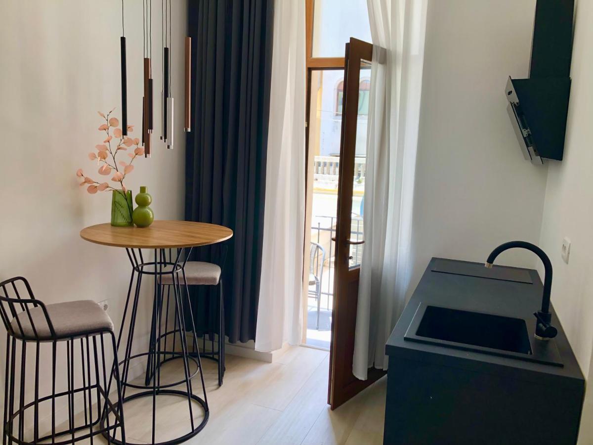 Hedone City Luxury Apartments With Free Parking Pula Exterior foto