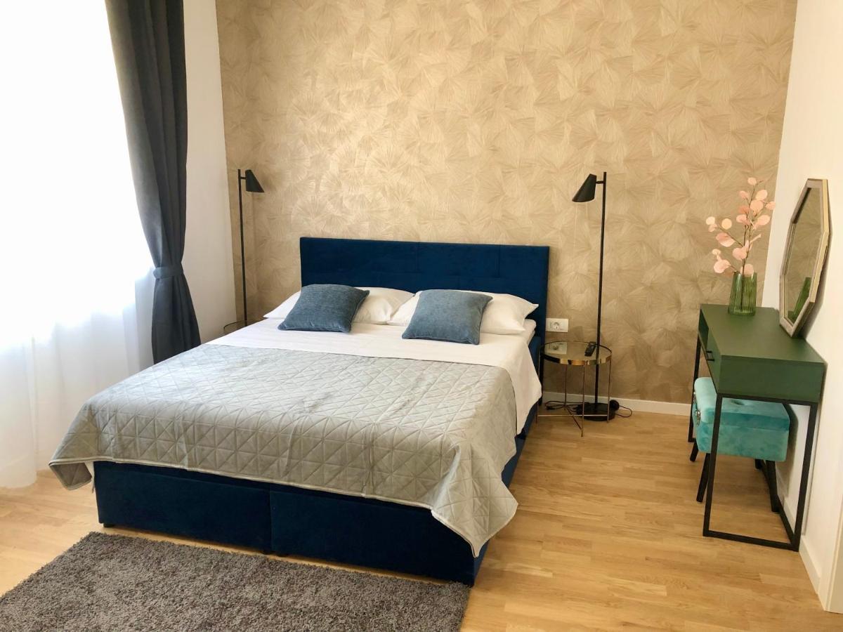 Hedone City Luxury Apartments With Free Parking Pula Exterior foto
